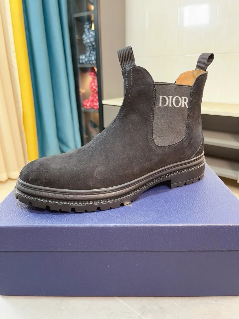 Men's shoes 💰480🌹🌹[Dior] Dior high-top new imported first-layer frosted cowhide ➕Leather lining, designed by European and American masters, perfect shape to create counter quality, solid color raw and wear-resistant outsole, original quality, unique design and beauty, super versatile and very comfortable. High-end without losing taste, fashionable, cold-proof and warm! Absolute focus 38-44 size